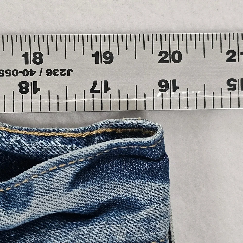 Aeropostale Mens Relaxed Fit Light Wash Denim Jeans 38x32 Blue 100% Cotton - Picture 5 of 10